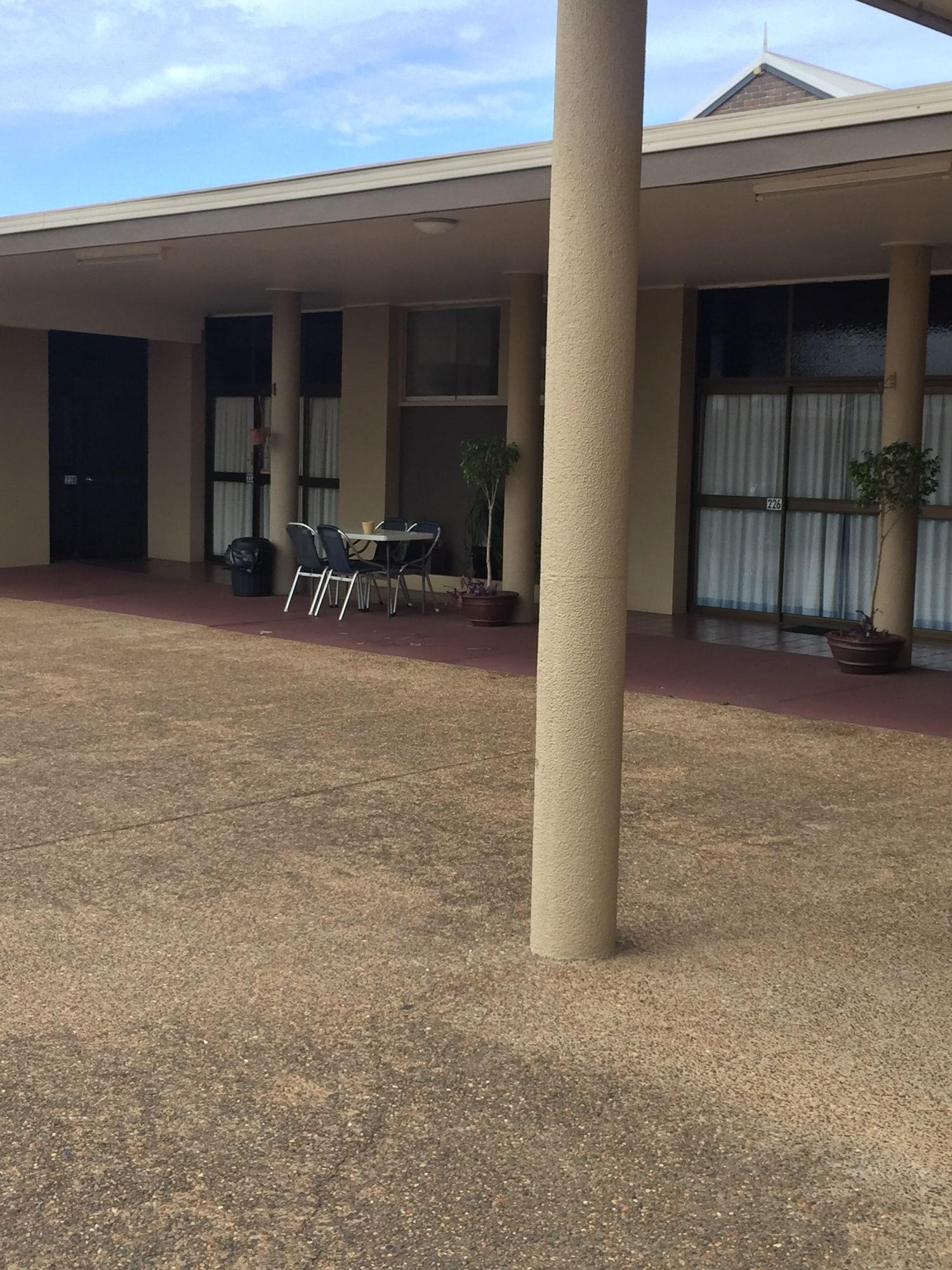 Econo Lodge Park Lane Bundaberg Exterior photo