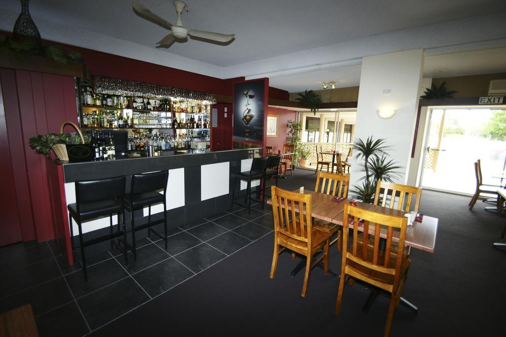 Econo Lodge Park Lane Bundaberg Exterior photo